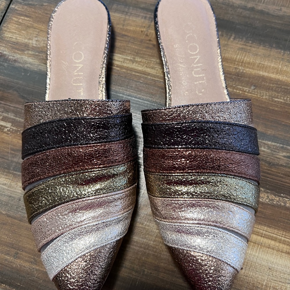 Coconuts mules: size 7.5 TTS EUC